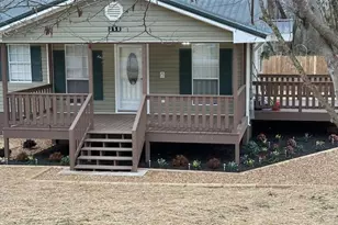 250 Lawrence St, Adairsville, GA 30103 - Photo 1