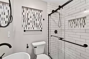 250 Lawrence St, Adairsville, GA 30103 - Photo 14