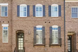 548 Sarabrook Pl, Atlanta, GA 30342 - Photo 2