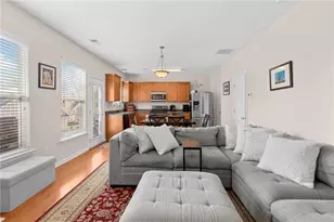 124 Wiley Parc Cir, Woodstock, GA 30188 - Photo 4