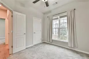 6319 Rockpoint Ln, Hoschton, GA 30548 - Photo 16