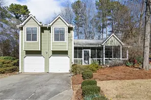 635 Cranberry Trail, Roswell, GA 30076 - Photo 2