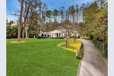 328 King Road NW, Atlanta, GA 30342 - Photo 2