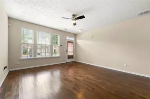 1343 Penhurst Dr, Lawrenceville, GA 30043 - Photo 2