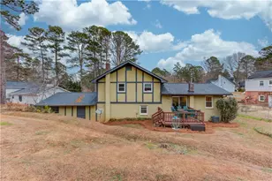 910 Timber Lake Dr, Cumming, GA 30041 - Photo 44