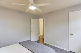 910 Timber Lake Dr, Cumming, GA 30041 - Photo 22