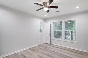 42 Burbank Dr NW, Atlanta, GA 30314 - Photo 10