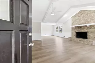 126 Jeffery Ln, Athens, GA 30607 - Photo 6