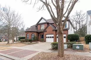 916 Bishops Crossing, Norcross, GA 30071 - Photo 4