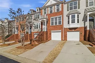 1344 Thornborough Dr, Alpharetta, GA 30004 - Photo 2
