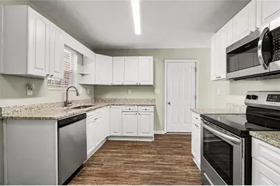 634 Windchase Place, Lithonia, GA 30058 - Photo 8