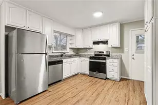 795 Middlebrook Dr, Jonesboro, GA 30236 - Photo 8