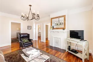 19 4th St, Gainesville, GA 30504 - Photo 4