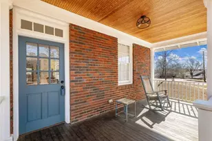 19 4th St, Gainesville, GA 30504 - Photo 28