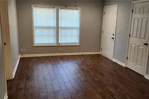 2975 Jones St, Atlanta, GA 30344 - Photo 2