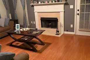 210 Woodcliff Ct, Fairburn, GA 30213 - Photo 8