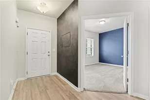 6858 Pierless Ave, Sugar Hill, GA 30518 - Photo 8