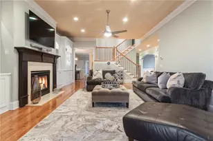 820 Wesley Oak Rd, Sandy Springs, GA 30328 - Photo 12