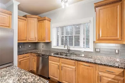 820 Wesley Oak Road, Sandy Springs, GA 30328 - Photo 22