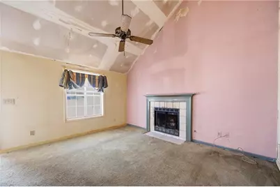 1044 Autumn Crest Court, Stone Mountain, GA 30083 - Photo 4