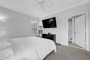 3777 Peachtree Road NE, Brookhaven, GA 30319 - Photo 14