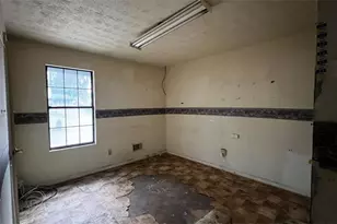 3291 Wintercreeper Dr, Lithonia, GA 30038 - Photo 14