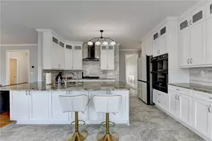 2105 Laurel Lake Dr, Suwanee, GA 30024 - Photo 24