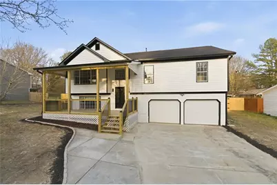 3363 Old Oaks Rd, Buford, GA 30519 - Photo 2