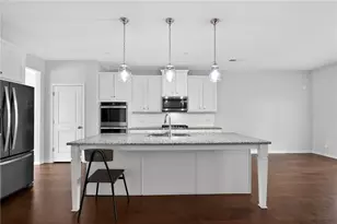 3204 Goldberry St, Buford, GA 30519 - Photo 2