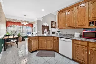 4978 Planters Way, Flowery Branch, GA 30542 - Photo 10