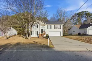 7347 Bramble Oak Dr, Douglasville, GA 30134 - Photo 4
