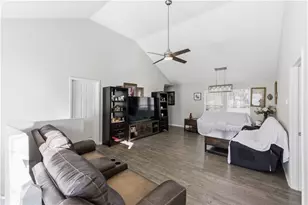 7347 Bramble Oak Dr, Douglasville, GA 30134 - Photo 8