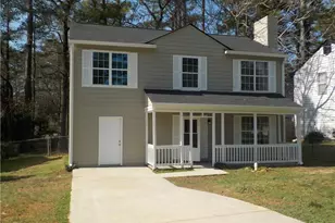 2169 Victoria Pl, Lithonia, GA 30058 - Photo 2