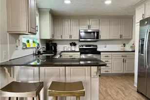 2189 Wesley Ct, Norcross, GA 30071 - Photo 2