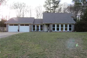 65 Oakwood Dr, Cedartown, GA 30125 - Photo 1