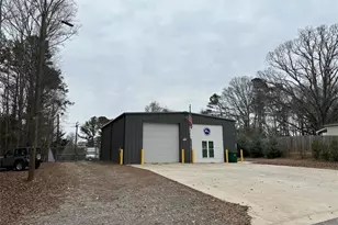 205 Ave C, Carrollton, GA 30117 - Photo 1