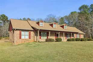 3180 NE Spring Lake Dr NE, Conyers, GA 30013 - Photo 2