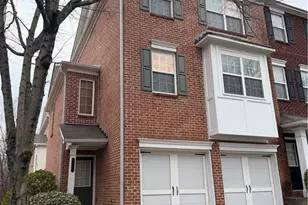 2241 Landing Ridge Dr, Duluth, GA 30097 - Photo 2