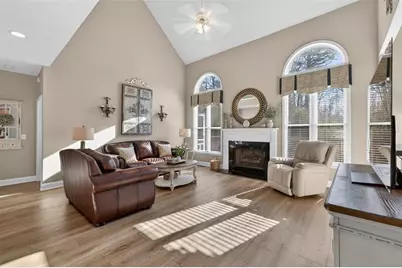 4023 Lost Oak Drive, Buford, GA 30519 - Photo 8