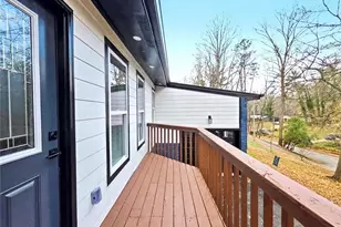 3557 Meadow Ln, Gainesville, GA 30506 - Photo 4