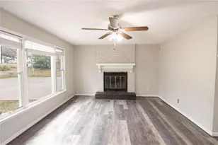 131 Martin Luther King Jr Dr, Jefferson, GA 30549 - Photo 10