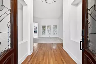 1235 Regency Center Dr SW, Atlanta, GA 30331 - Photo 4