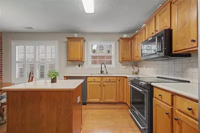 79 Blakewood Court, Jefferson, GA 30549 - Photo 6