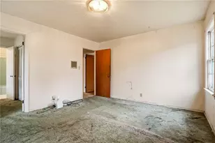 2935 Heather Dr, East Point, GA 30344 - Photo 16