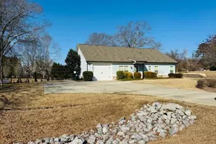 1460 Mineral Springs Rd, Hoschton, GA 30548 - Photo 6