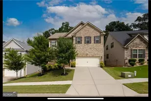 565 Lance View Ln, Lawrenceville, GA 30045 - Photo 1