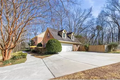 6088 Millstone Run, Smoke Rise, GA 30087 - Photo 4