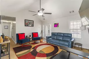 802 Spicebush Path, Locust Grove, GA 30248 - Photo 4