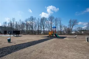 405 Crowley Dr, Calhoun, GA 30701 - Photo 32