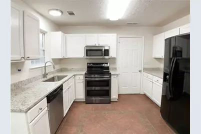 1426 River Falls View, Monroe, GA 30655 - Photo 8